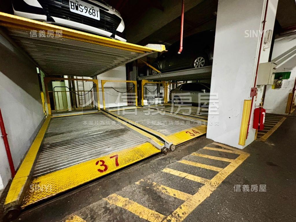 重劃正面公園邊間電梯兩房房屋室內格局與周邊環境