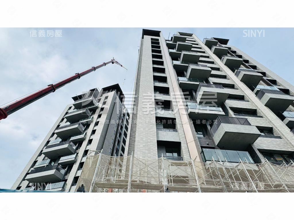 １４期大塊藏硯１２Ｂ雙車房屋室內格局與周邊環境