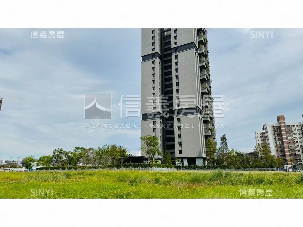 １４期大塊藏硯１２Ｂ雙車房屋室內格局與周邊環境