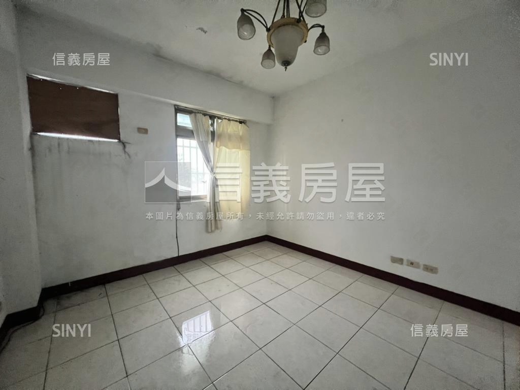 中豐路方正三房房屋室內格局與周邊環境