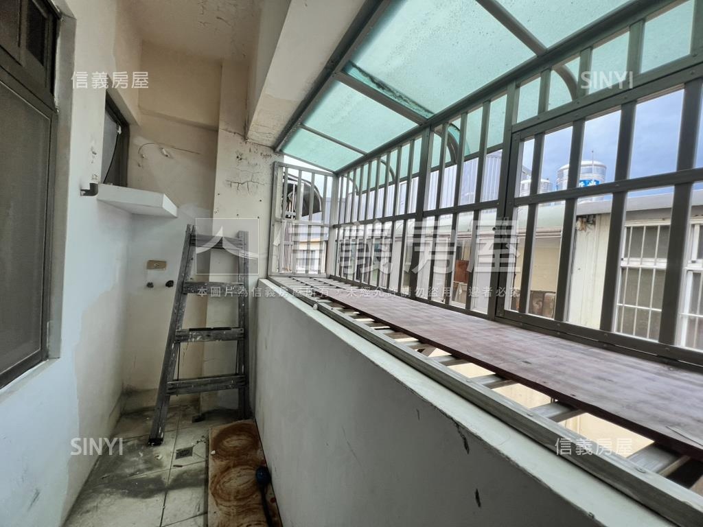 中豐路方正三房房屋室內格局與周邊環境