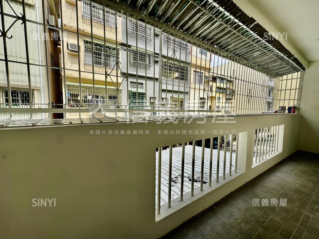 近後驛捷運站成家小資美宅房屋室內格局與周邊環境