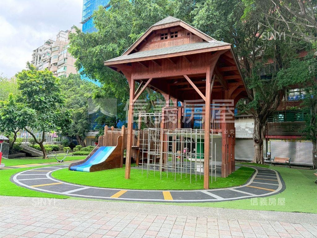 稀有大空間近北投國小店面房屋室內格局與周邊環境