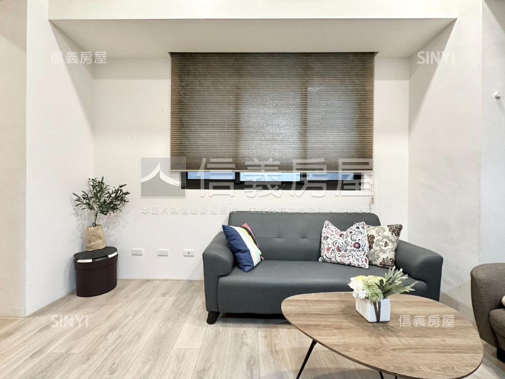 新埔站。三面採光兩房車位房屋室內格局與周邊環境