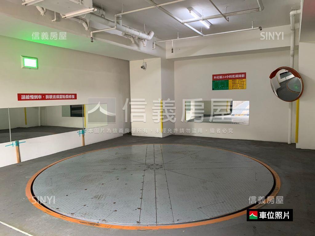 新埔站。三面採光兩房車位房屋室內格局與周邊環境