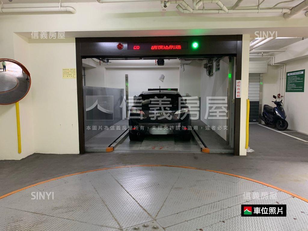 新埔站。三面採光兩房車位房屋室內格局與周邊環境