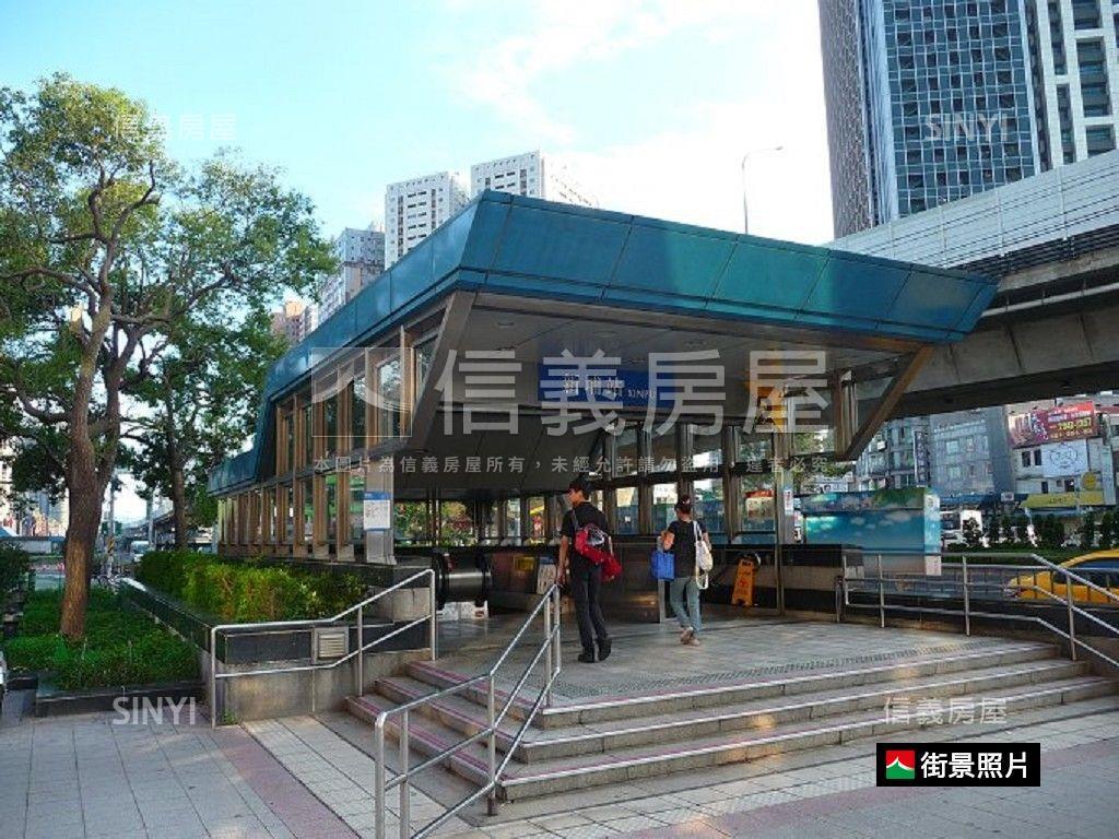 新埔站。三面採光兩房車位房屋室內格局與周邊環境