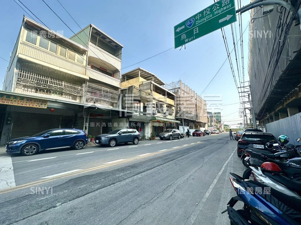 近１３期德金邊間電梯別墅房屋室內格局與周邊環境