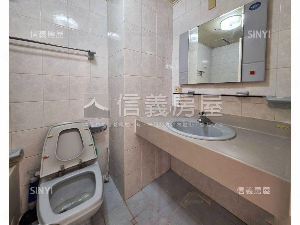 華清次頂朝西南大四房房屋室內格局與周邊環境