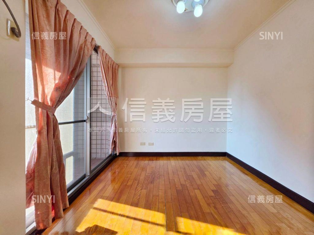 華清次頂朝西南大四房房屋室內格局與周邊環境