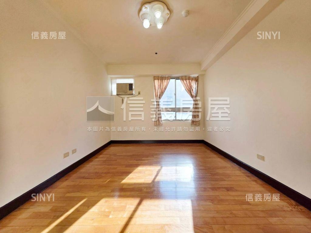華清次頂朝西南大四房房屋室內格局與周邊環境