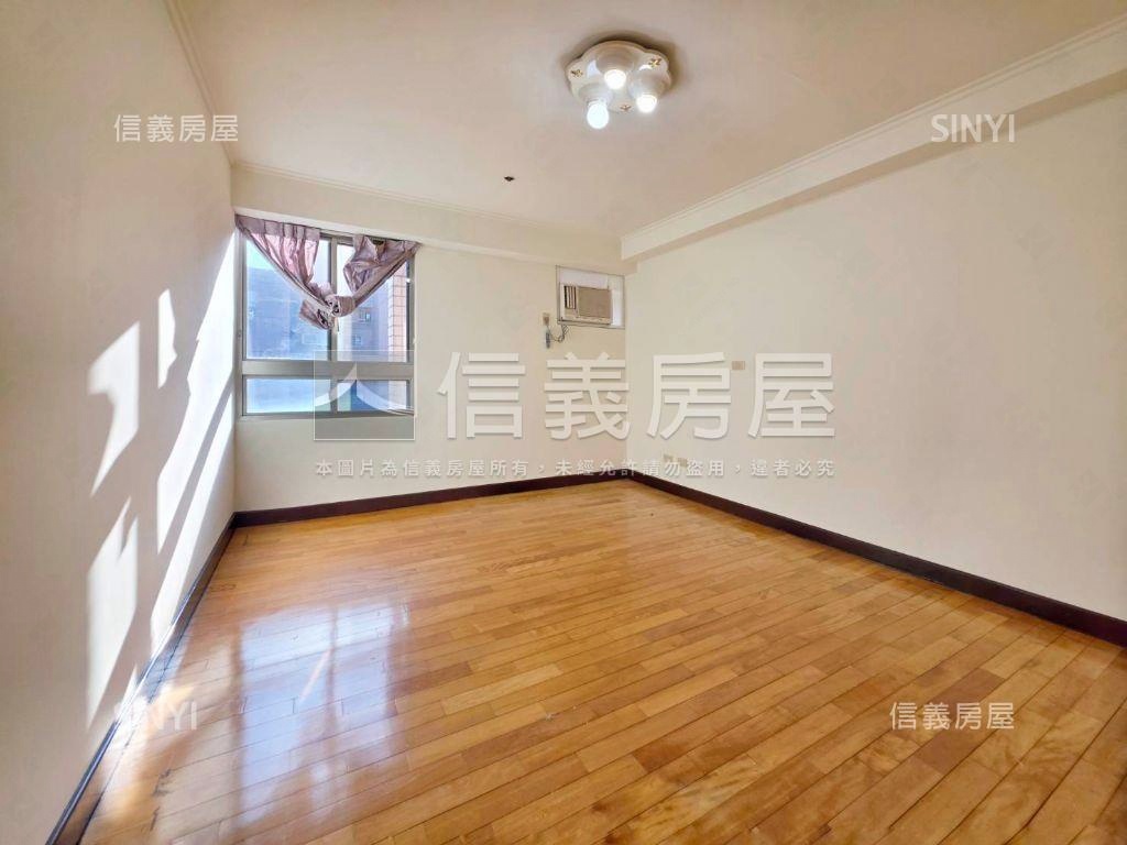 華清次頂朝西南大四房房屋室內格局與周邊環境