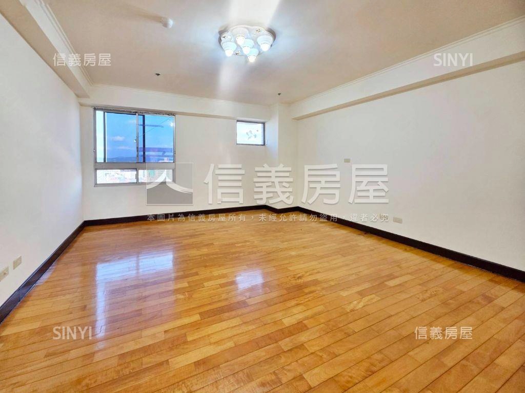 華清次頂朝西南大四房房屋室內格局與周邊環境