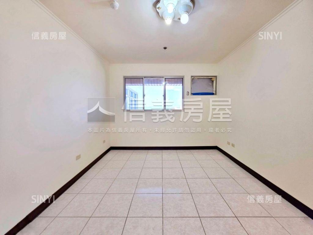 華清次頂朝西南大四房房屋室內格局與周邊環境