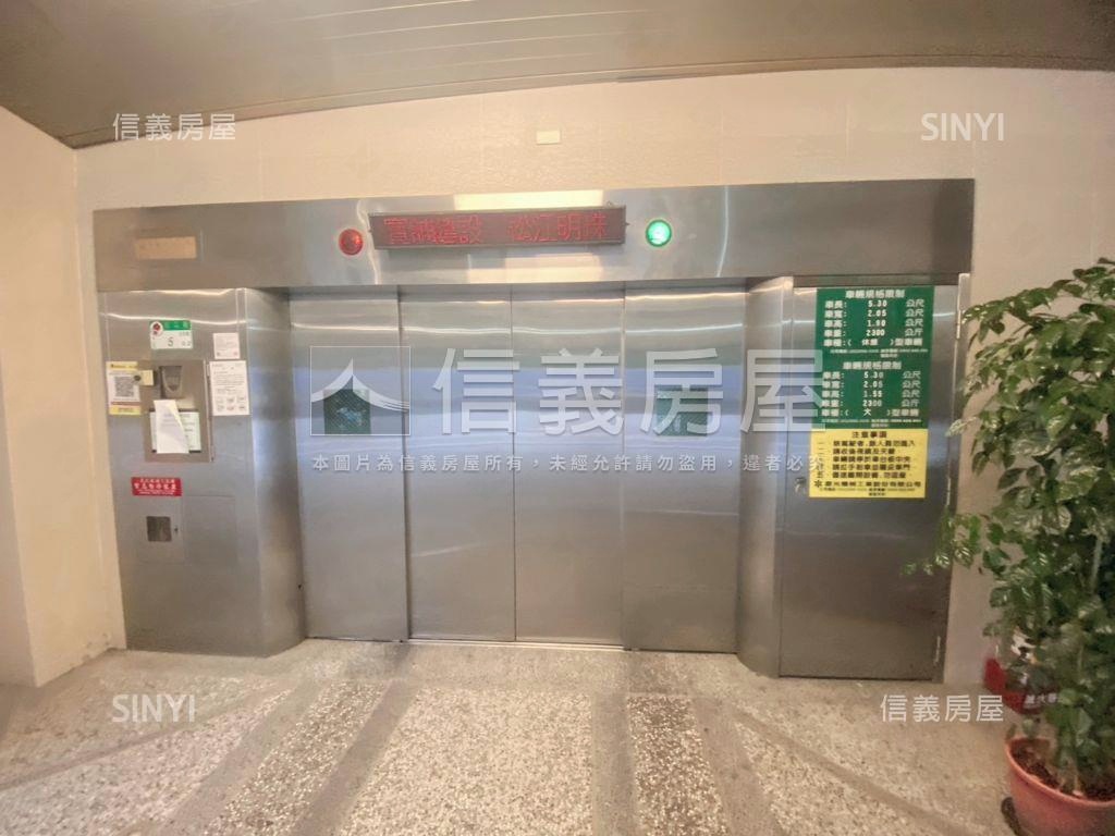 ☆松江南京☆好停轎車位房屋室內格局與周邊環境