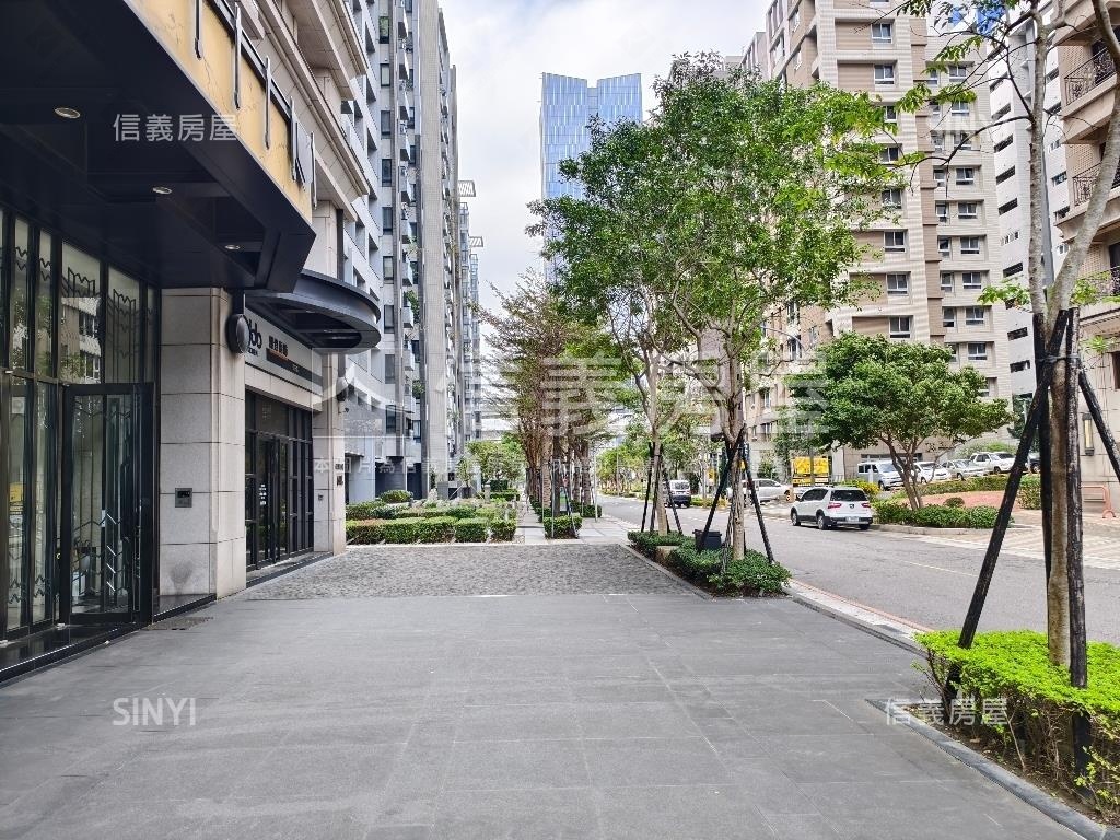 亞昕高樓精美四房雙車位房屋室內格局與周邊環境