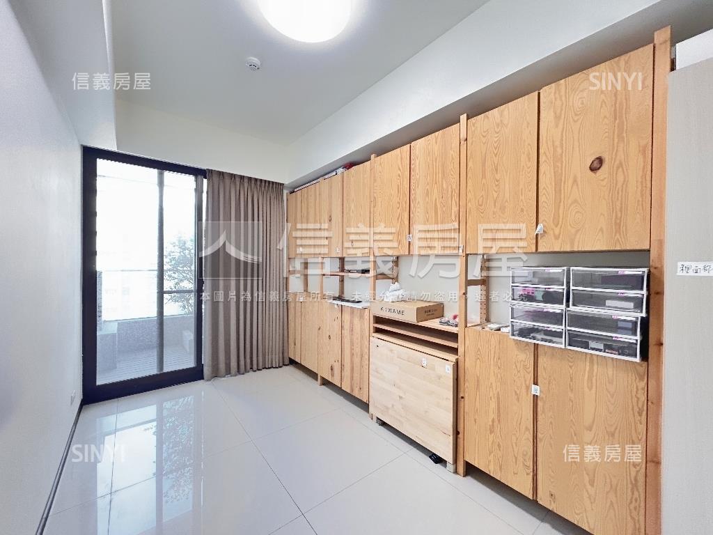 亞昕高樓精美四房雙車位房屋室內格局與周邊環境