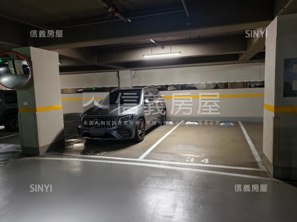 亞昕高樓精美四房雙車位房屋室內格局與周邊環境