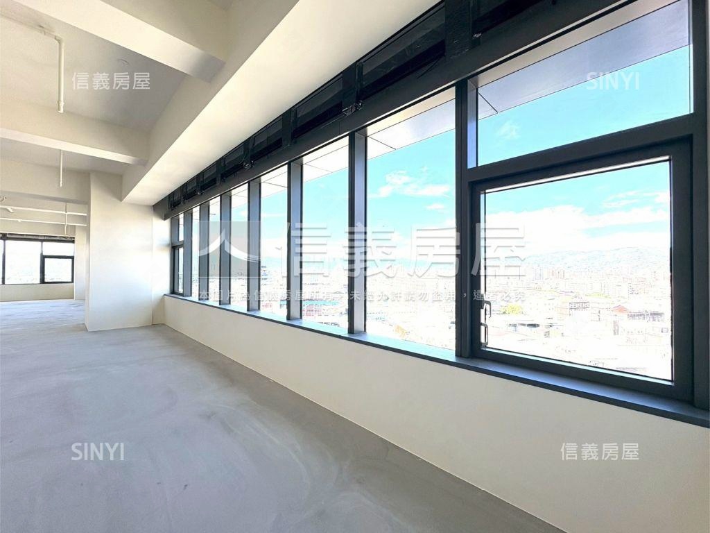 華固國家置地高樓Ｂ２戶房屋室內格局與周邊環境