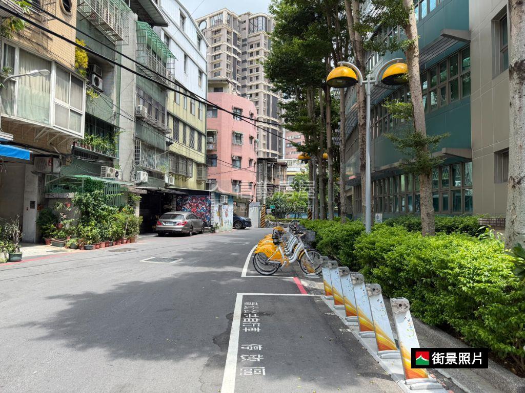 頂溪捷運站旁！稀有釋出房屋室內格局與周邊環境