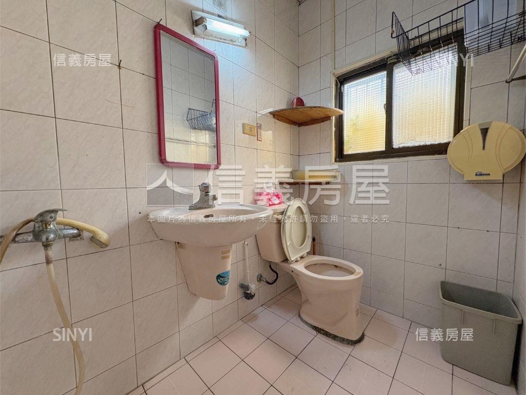 復興正路近火車站店面透天房屋室內格局與周邊環境