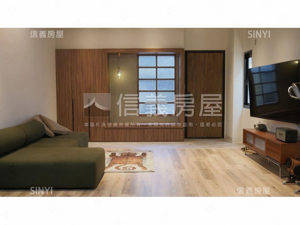 清水模車墅房屋室內格局與周邊環境