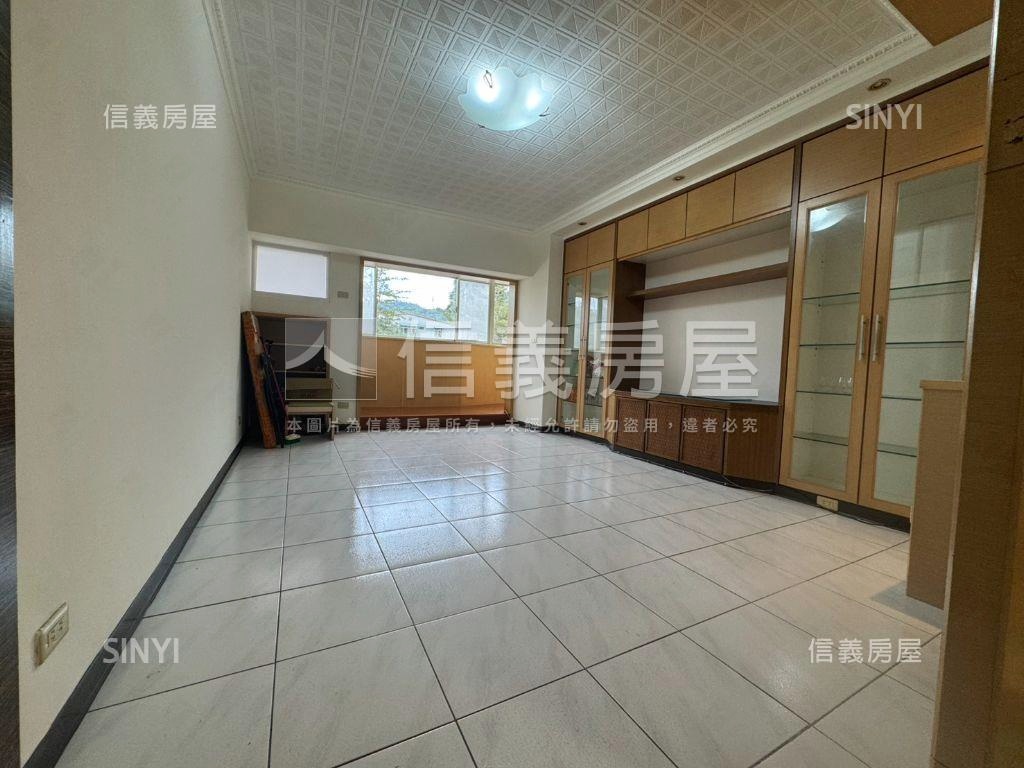 台北大第稀有釋出房屋室內格局與周邊環境