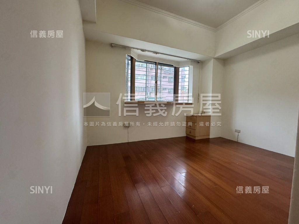 台北大第稀有釋出房屋室內格局與周邊環境