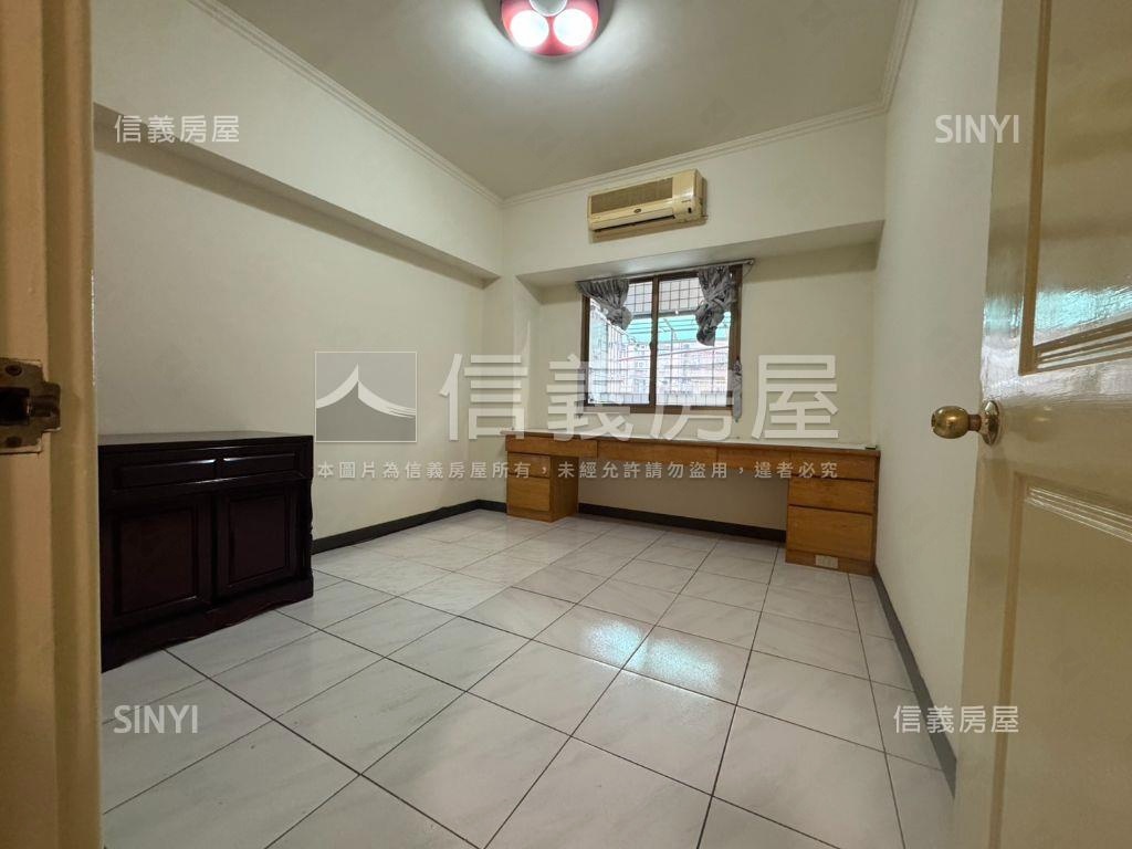 台北大第稀有釋出房屋室內格局與周邊環境