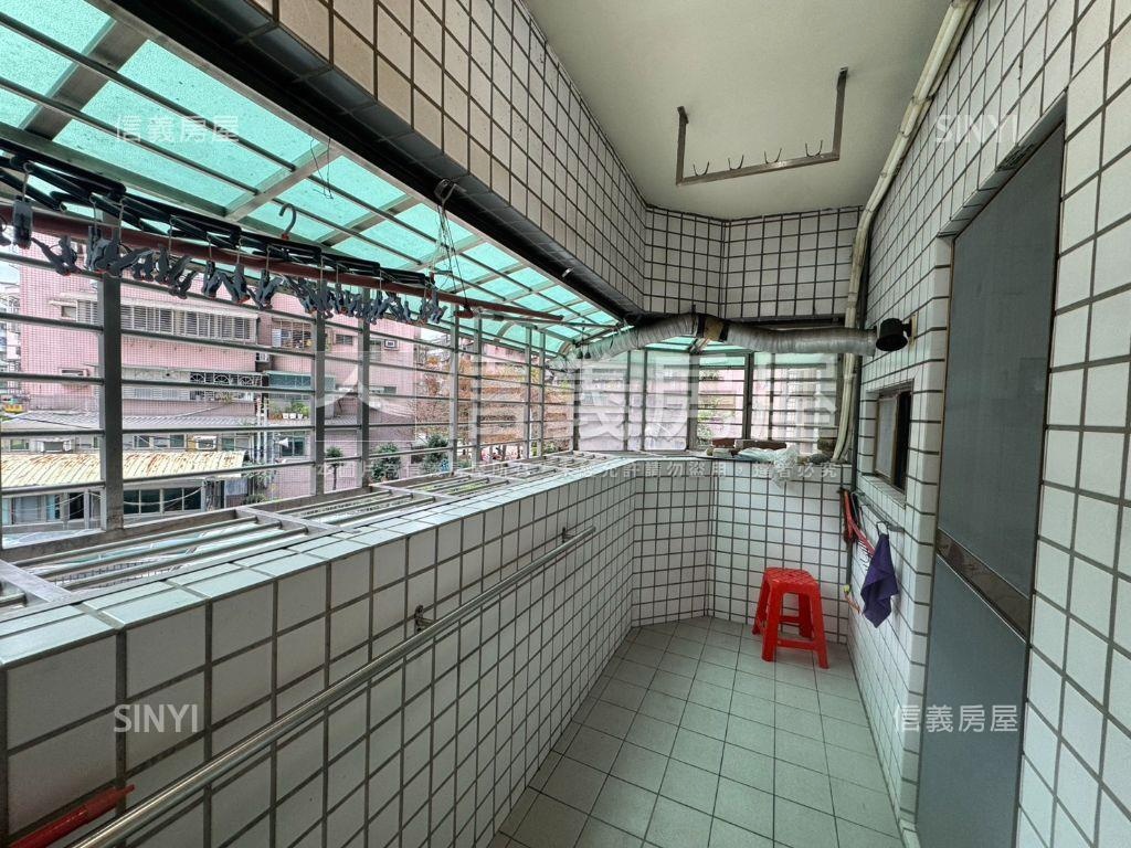 台北大第稀有釋出房屋室內格局與周邊環境