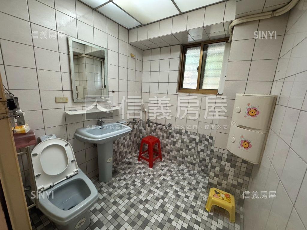 台北大第稀有釋出房屋室內格局與周邊環境