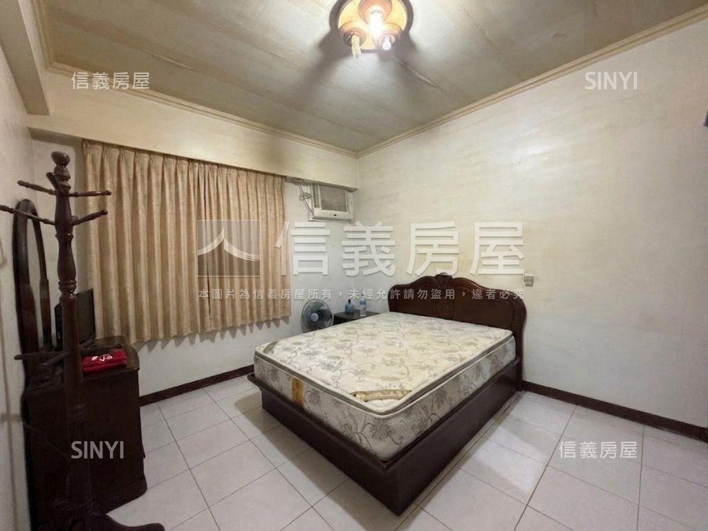 稀有一樓中和街大空間房屋室內格局與周邊環境