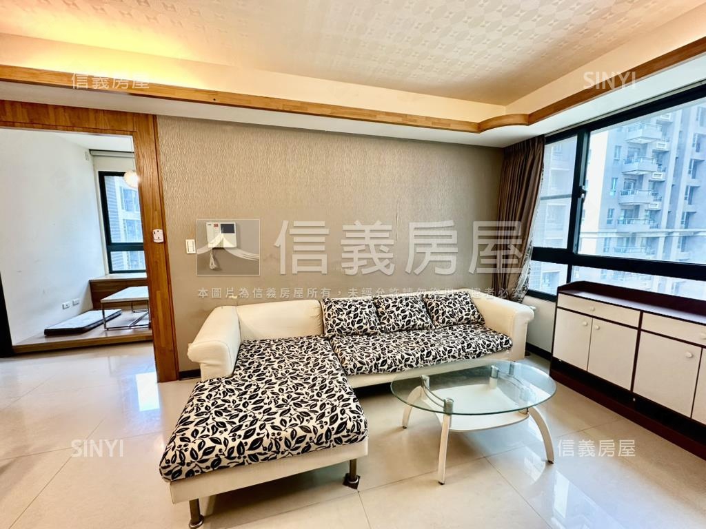 中科藍海帝國二房平車房屋室內格局與周邊環境