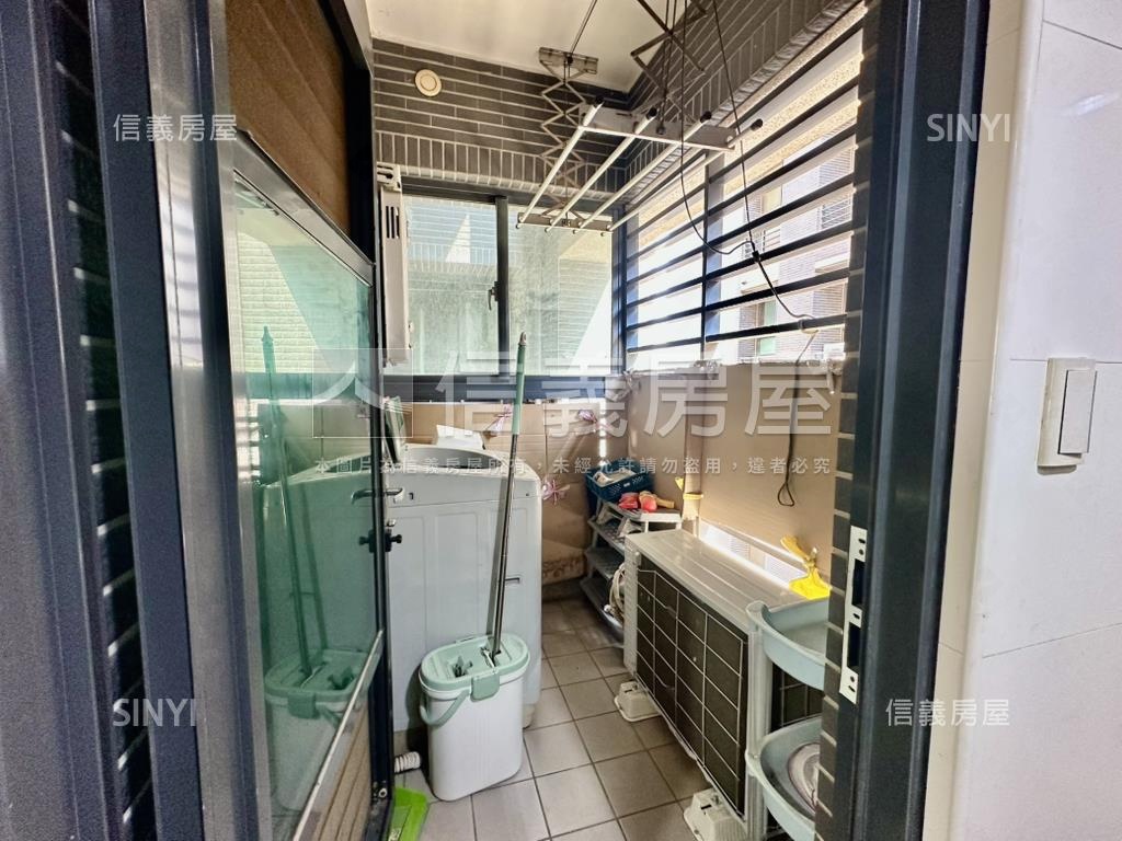中科藍海帝國二房平車房屋室內格局與周邊環境