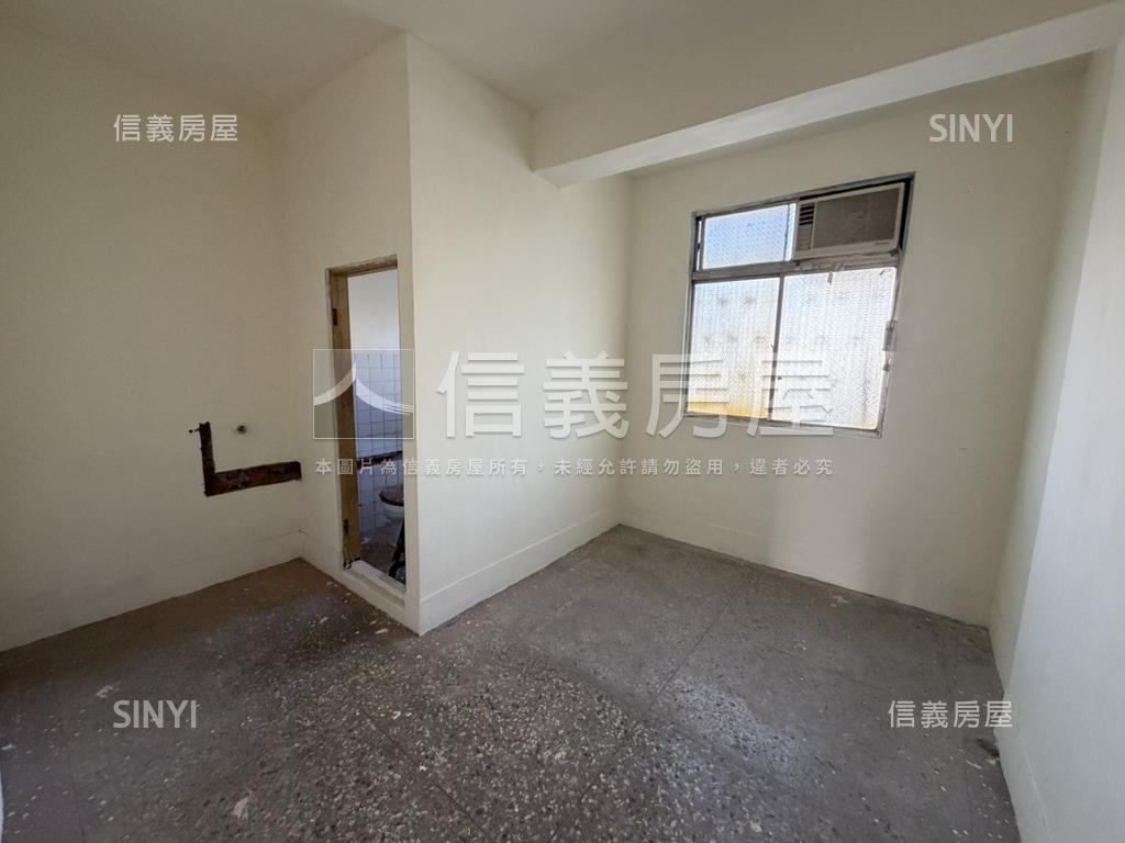 泰和路低總價透天房屋室內格局與周邊環境