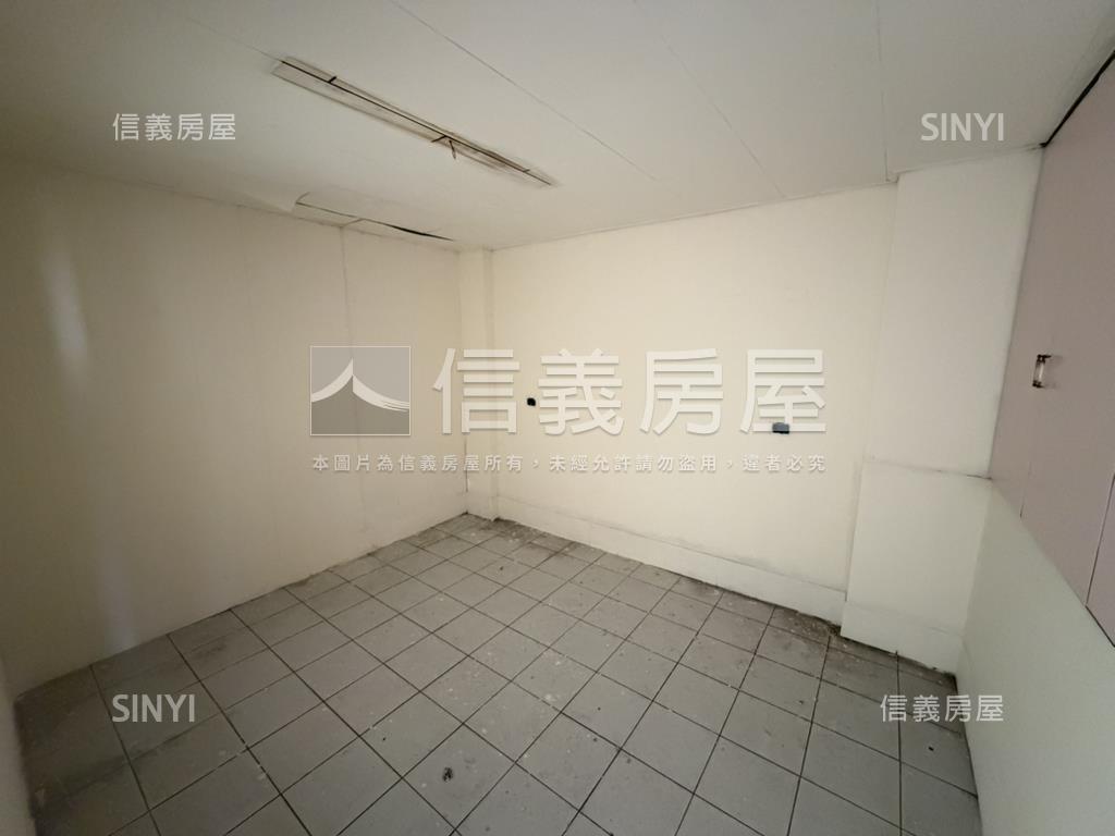 泰和路低總價透天房屋室內格局與周邊環境