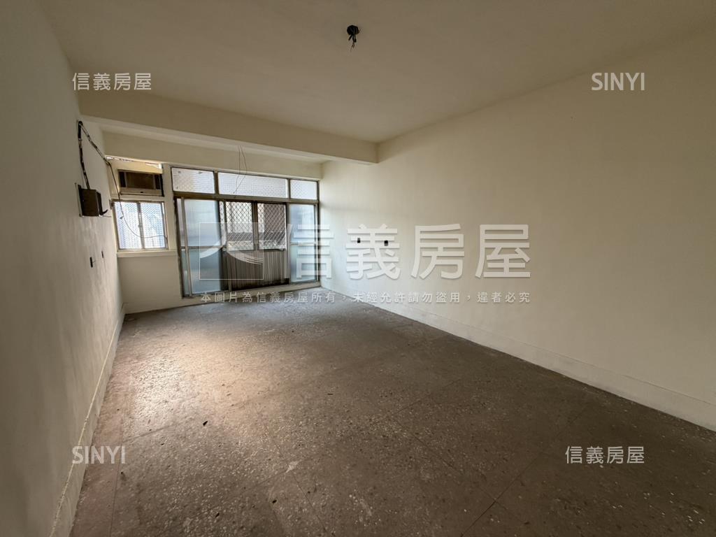 泰和路低總價透天房屋室內格局與周邊環境
