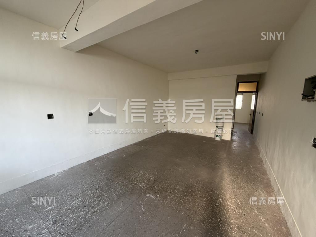 泰和路低總價透天房屋室內格局與周邊環境