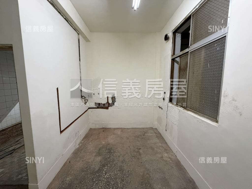 泰和路低總價透天房屋室內格局與周邊環境