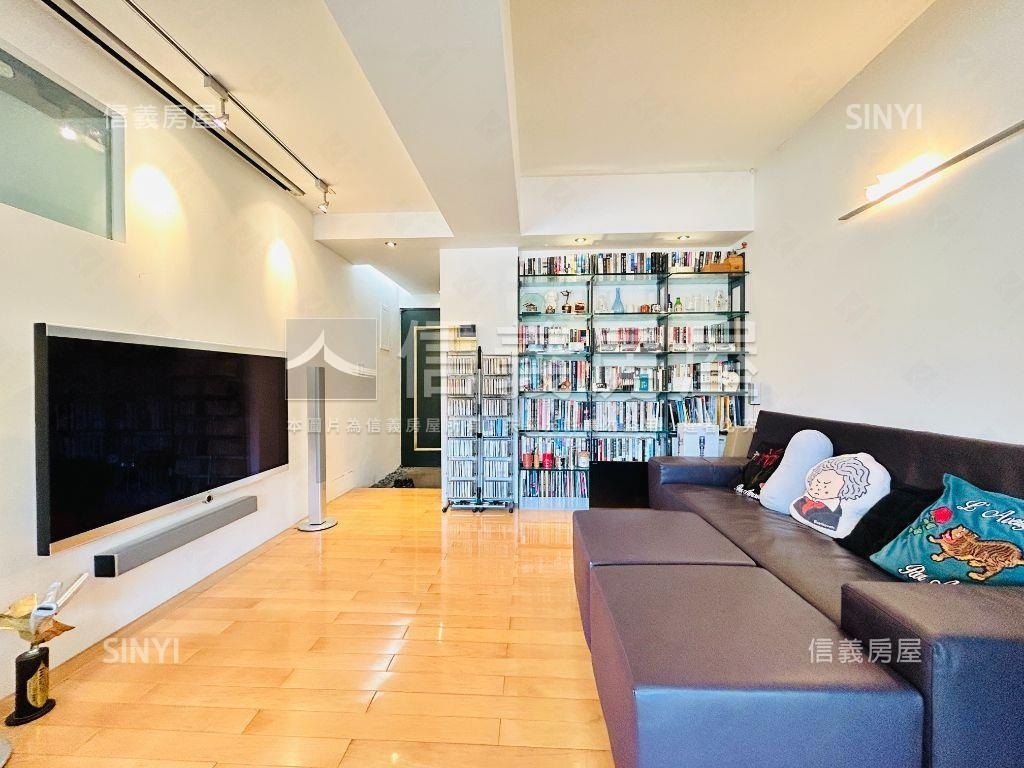 內湖捷運站‧高樓綠景兩房房屋室內格局與周邊環境