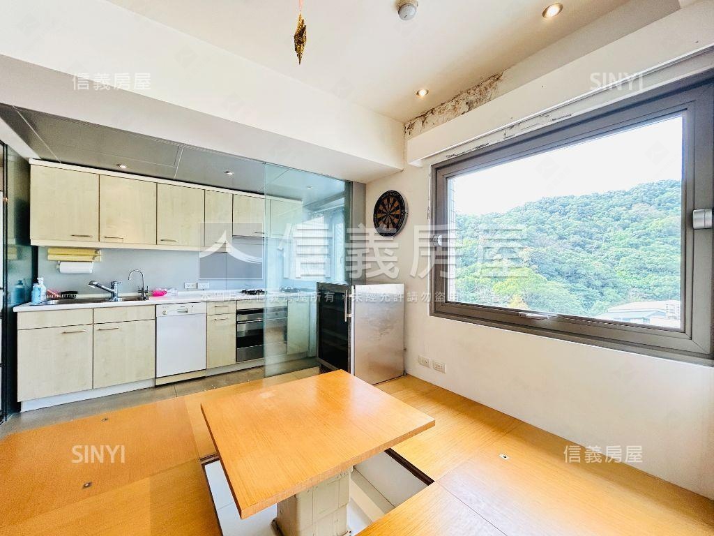 內湖捷運站‧高樓綠景兩房房屋室內格局與周邊環境