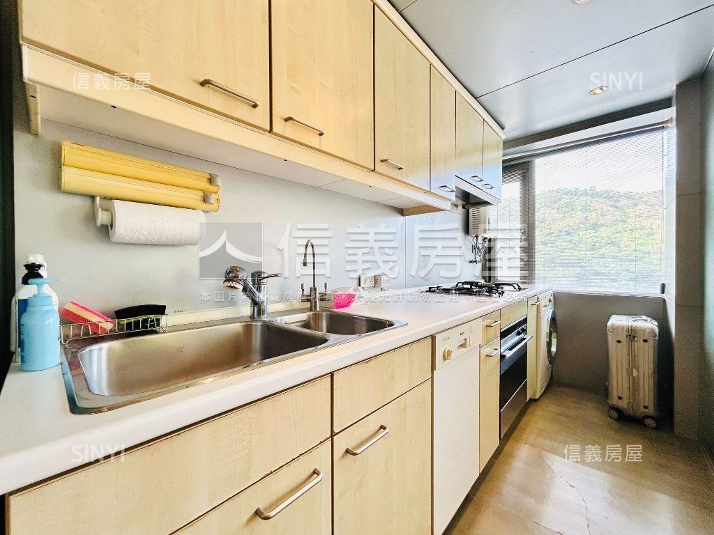 內湖捷運站‧高樓綠景兩房房屋室內格局與周邊環境