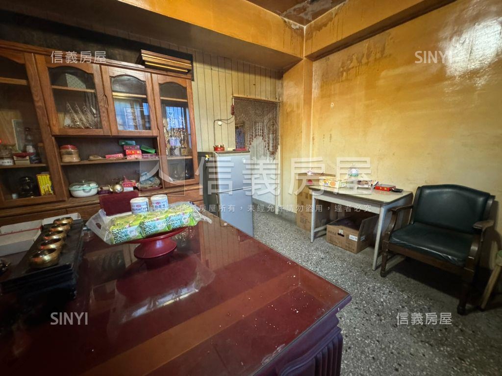 臨路大地坪中興路店住房屋室內格局與周邊環境