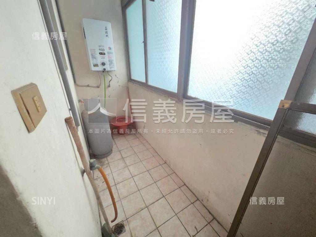 近捷運通風方正機能美寓房屋室內格局與周邊環境