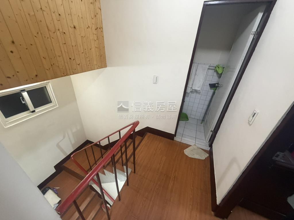 近彰基大面寬有孝親房透天房屋室內格局與周邊環境