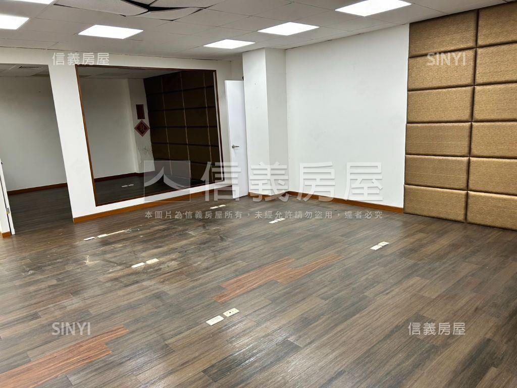 大坪林大空間廠辦房屋室內格局與周邊環境