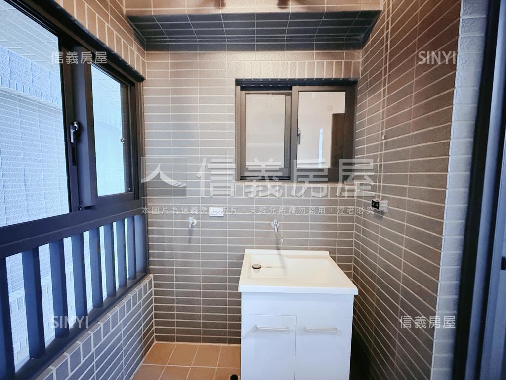 勝興豐境全新３房平車誠售房屋室內格局與周邊環境