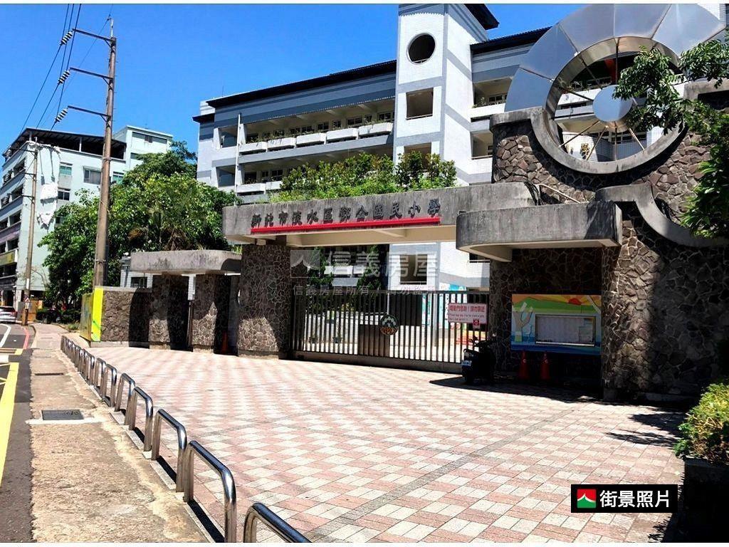 秘密花園綠意盎然二房車位房屋室內格局與周邊環境