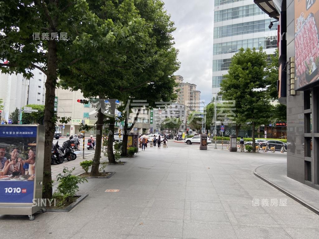 啟昇之星豪大空間有車位房屋室內格局與周邊環境