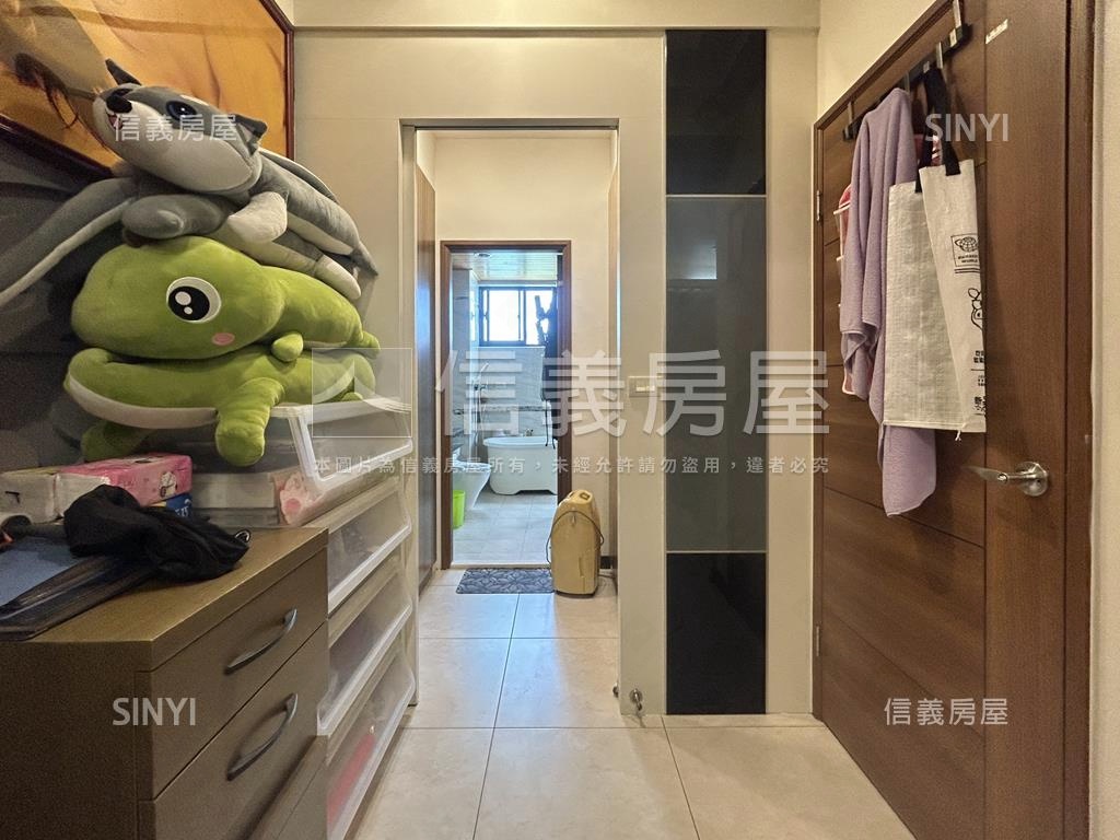 收租辦公室別墅出售房屋室內格局與周邊環境